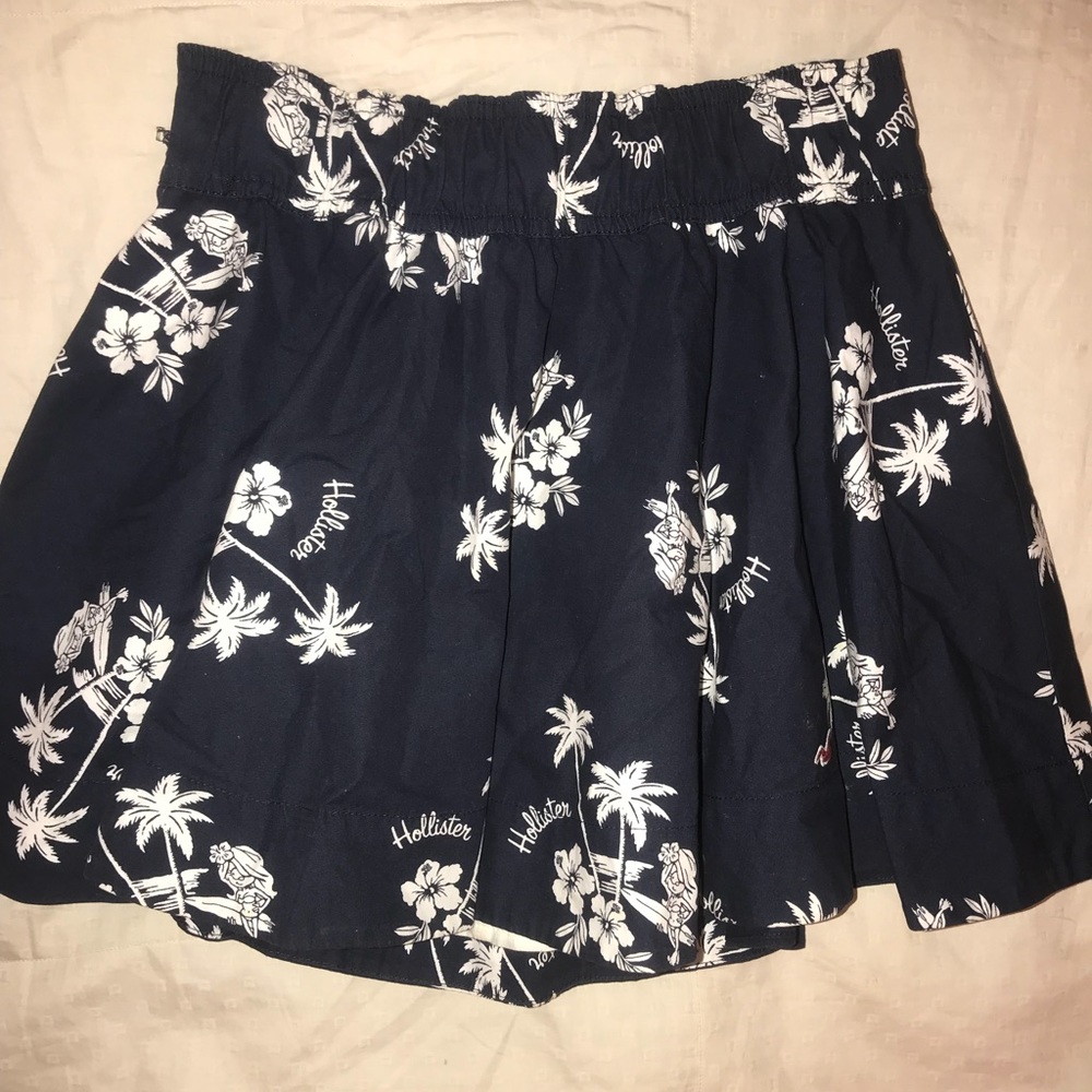 Hollister floral skirt